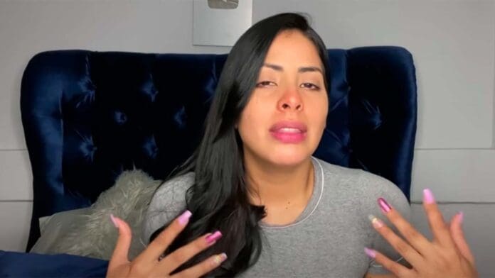Influencer que pagaba a menores para que le tocarán sus senos, fue detenida