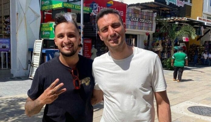 Lionel Scaloni, director técnico de Argentina, y quien ganara la Copa del Mundo con dicho equipo, se encuentra en Playa del Carmen.