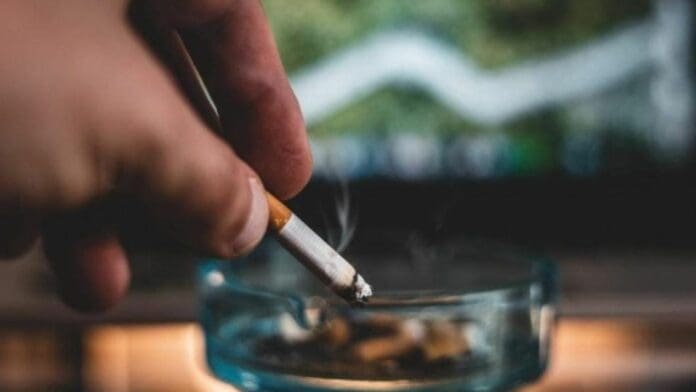 Por no convenir a sus intereses, empresarios de Playa del Carmen continúan presentando amparos contra la ley antitabaco