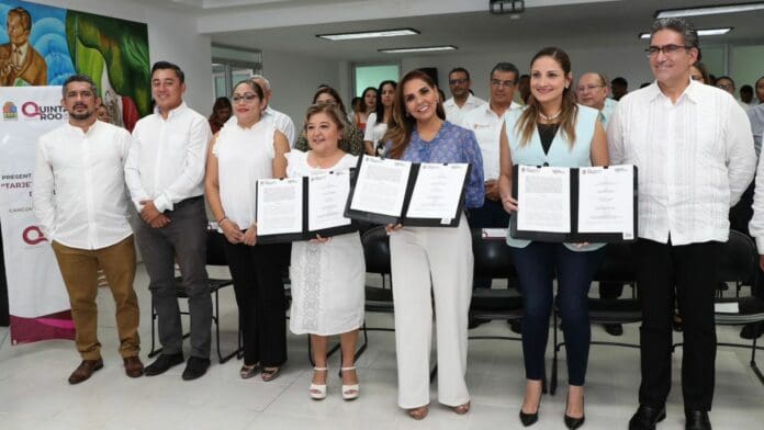 Mara Lezama presenta nueva tarjeta de salud que agiliza, transparenta y combate a la corrupción