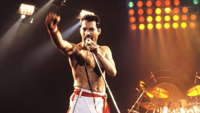 Subastarán mil 500 objetos de Freddie Mercury y varias joyas de Queen