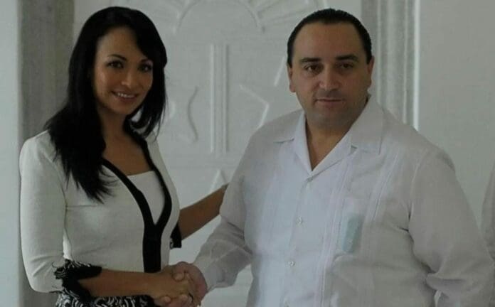 Laura Fernández pide que se cuiden los recursos de Fonatur, pero cuando fue secretaria de Turismo derrochó ese dinero.