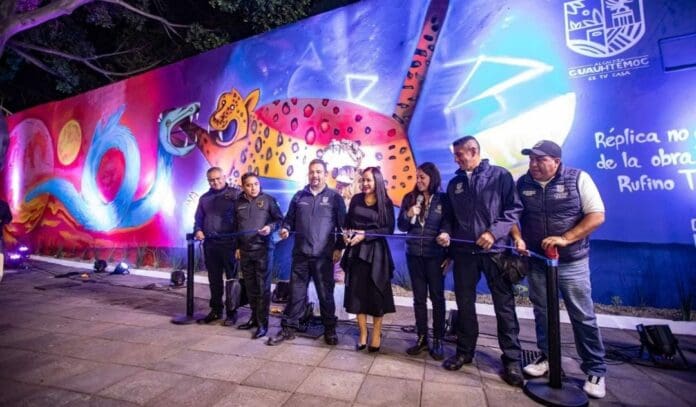Sandra Cuevas mandó a hacer una copia de un mural sin tener el permiso del INAH para llevarlo a cabo. ¿Qué tal?