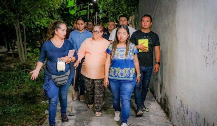 Cercana a la ciudadanía, Yensunni Martínez ahora recorrió la colina Fidel Velázquez