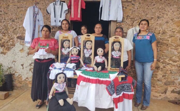 Nakú, las muñecas artesanales de la Sierra Norte de Puebla