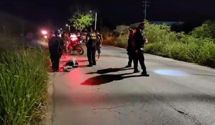 Embiste auto a un hombre a bordo de su triciclo en Felipe Carrillo Puerto