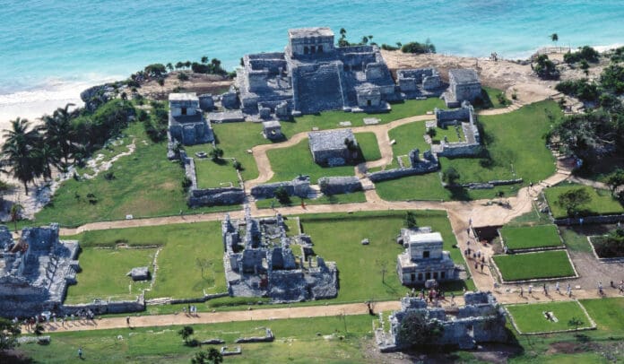 Tulum: Celebrando 15 Años de Magia y Misterio desde su Legado Maya