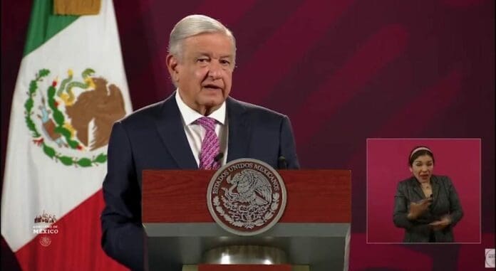 Tal como se esperaba, AMLO descalificó las movilizaciones de este domingo en apoyo a la Suprema Corte de Justicia.