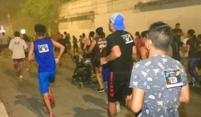Realizan la primera carrera en Puerto Aventuras