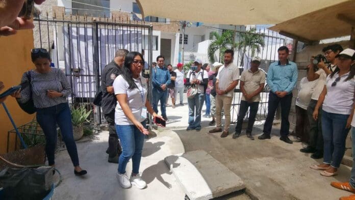 Gracias a un programa de Aguakan, cinco familias de la Colosio de Playa del Carmen se conectaron al drenaje.