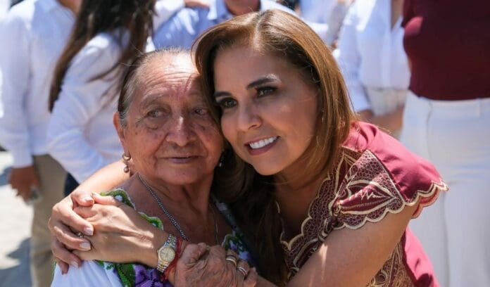 Mara Lezama Espinosa aparece en el top ten del ranking de gobernadores correspondiente al mes de abril de este 2023.