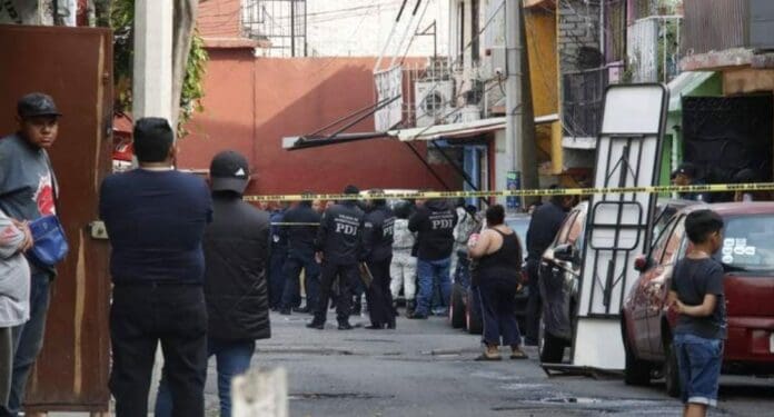 Un presunto extorsionador fue asesinado en la Ciudad de México por la persona a quien estaba acosando y amedrentando.