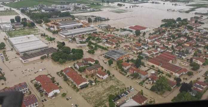 Italia en alerta roja por inundaciones históricas