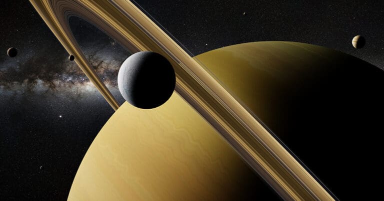 Saturno, primer planeta con más de cien lunas