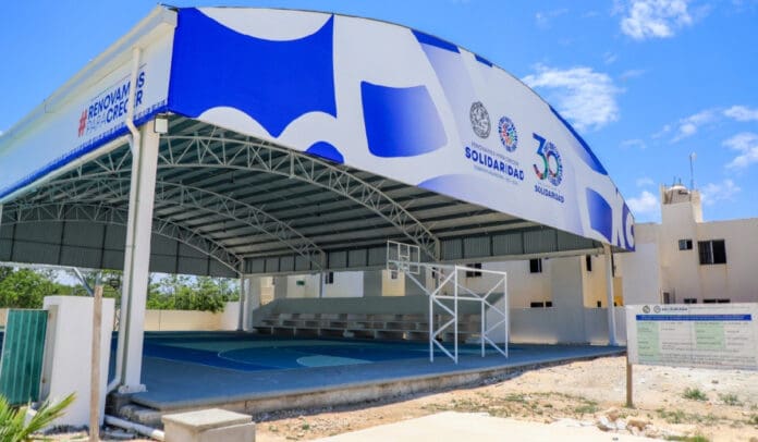 Lili Campos: más domos para escuelas en Solidaridad