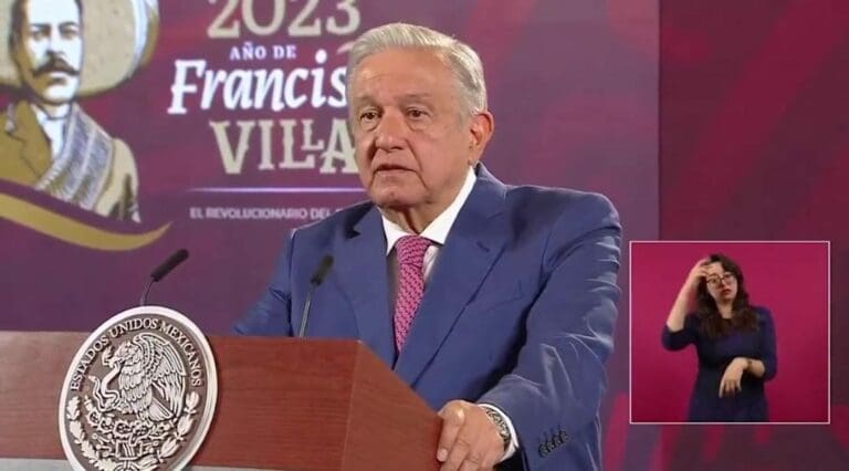 AMLO dio a conocer que Grupo México podría comprar Citibanamex. Y dijo que su gobierno ve con buenos ojos el posible acuerdo.