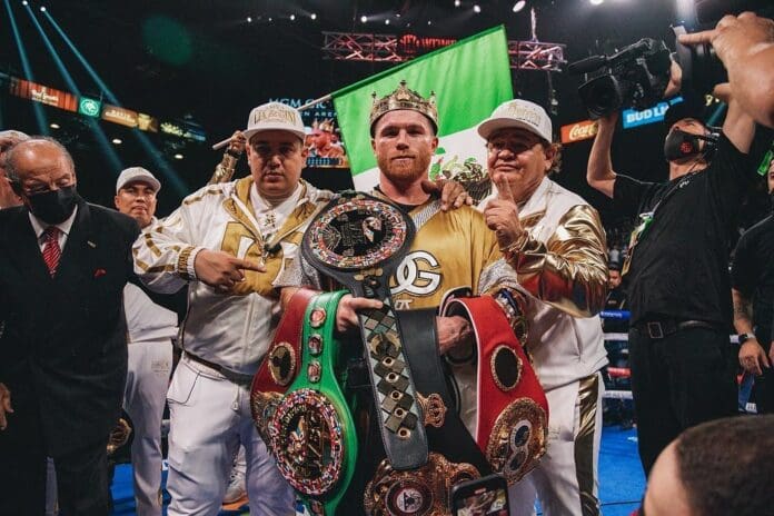 Canelo Álvarez gana pelea contra Johan Ryder y mantiene título mundial