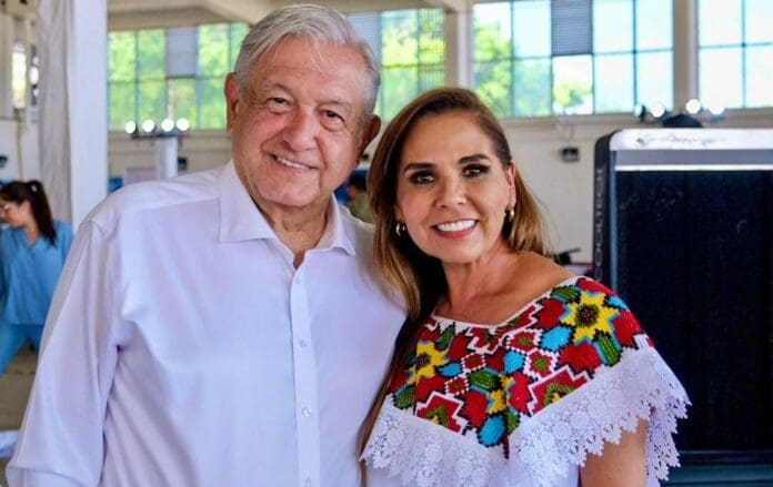 AMLO volvió a Quintana Roo luego de haberse contagiado de Covid tras su última visita. Se reunió con Mara Lezama.