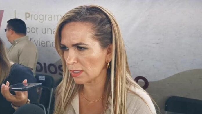 Lili Campos gestiona que Fonatur entregue luminarias para la carretera a tiempo