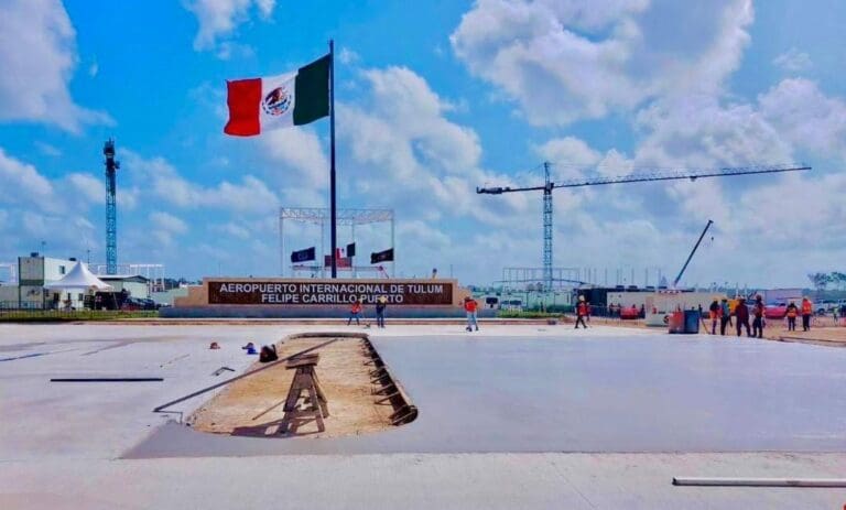 El aeropuerto de Tulum estará listo a finales de este año y será la puerta de entrada al Mundo Maya, afirmó la gobernadora.