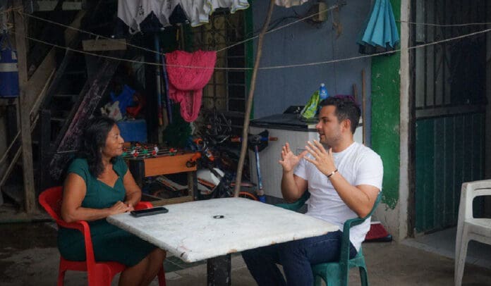 Trabaja Pablo Bustamante de cerca con las Protectoras del Bienestar en la Región 103 de Cancún