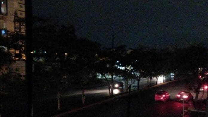 Empresas han perdido hasta 500 mdp por los apagones en Quintana Roo