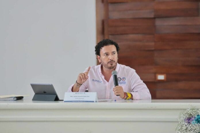 Paraderos dignos para la ciudadanía Adrián Pérez Vera, síndico de Solidaridad