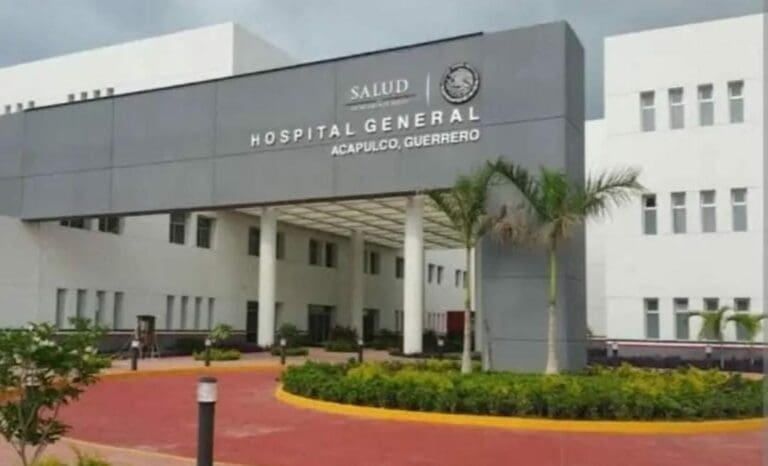 En un hospital de Acapulco han suspendido las cirugías. No sirve el aire acondicionado, no hay medicamentos ni alimentos.