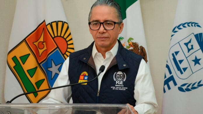 Renuncia Óscar Montes de Oca a la FGE