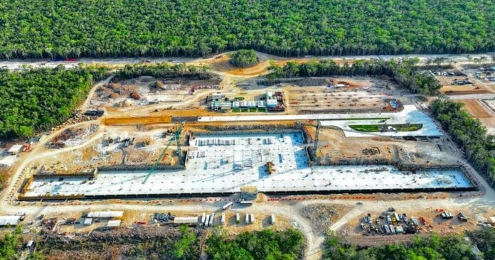 Será el próximo mes de diciembre cuando sea inaugurado el aeropuerto de Tulum, destacó la gobernadora Mara Lezama.