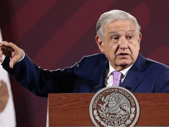 AMLO asegura que Pamela Cerdeira hizo un montaje con supuesto robo de víveres para Turquía