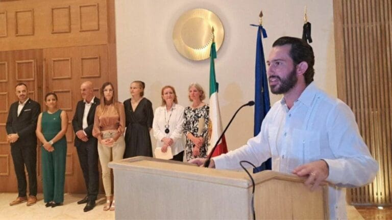 Acercamiento con autoridades europeas permitirá que lleguen más inversiones y turistas: Bernardo Cueto