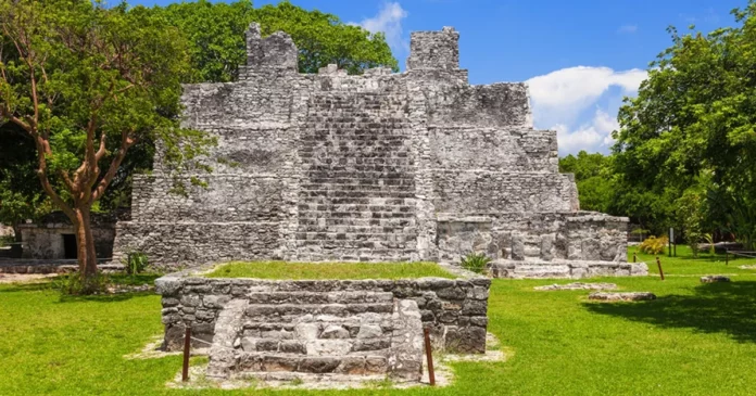 Anuncia INAH construcción de un Centro de Atención de Visitantes en la zona arqueológica 'El Meco'
