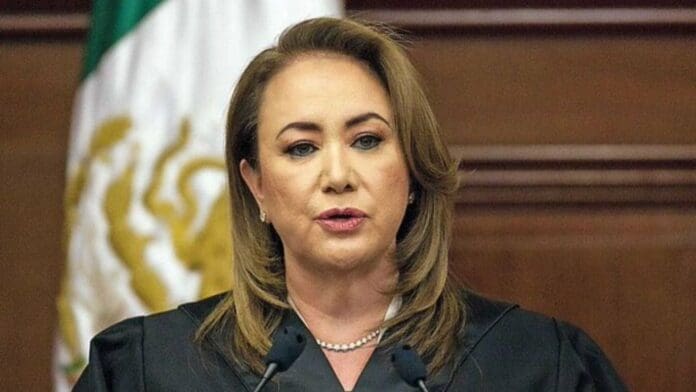 Jueza determina que ministra Yasmín Esquivel no plagió sus tesis de licenciatura