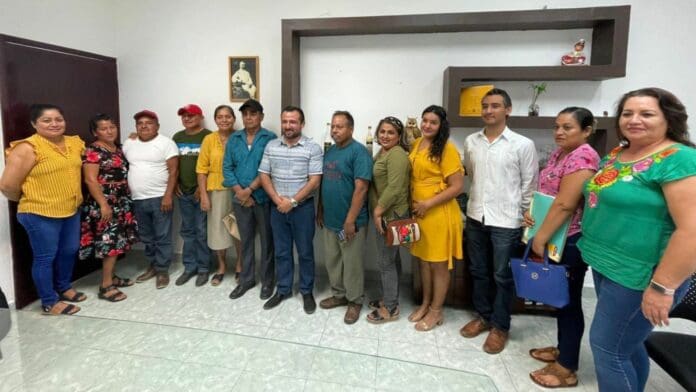 Con apoyo de Gobierno del Estado integran la primera cooperativa de cacao