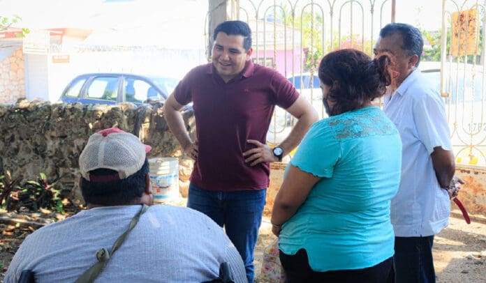 Omar Rodríguez comprometido con ayudar a quienes más lo necesitan