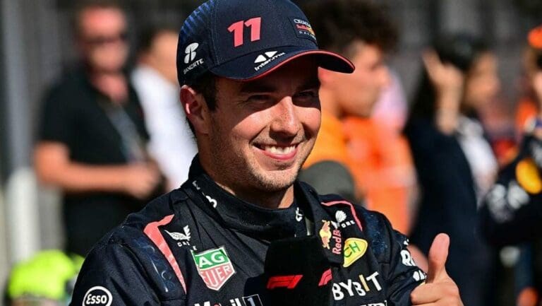 El tapatío Sergio "Checo" Pérez consiguió el segundo sitio este domingo en el BGran Premio de Bélgica. Ganó Max Verstappen.