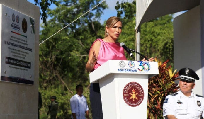 Inaugura Lili Campos avenida Heroico Colegio Militar
