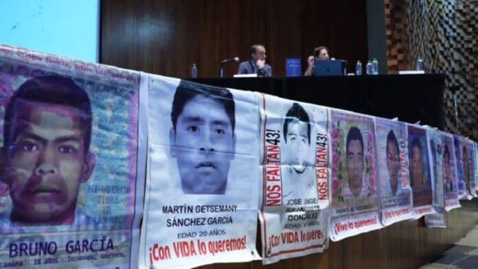 'Todos colaboraron' para desaparecer a los 43 de Ayotzinapa: GIEI