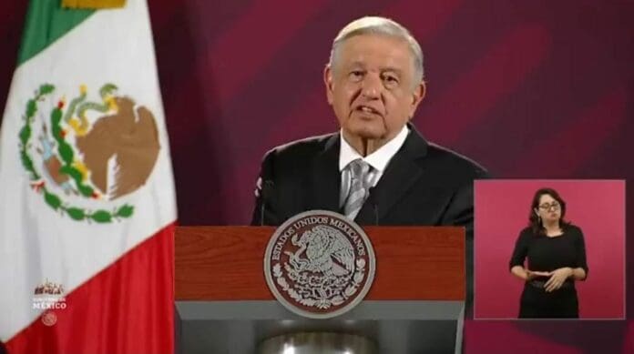 AMLO criticó a la oposición por salir a decir que su gobierno podría permitir que se mate a aspirantes a la Presidencia.