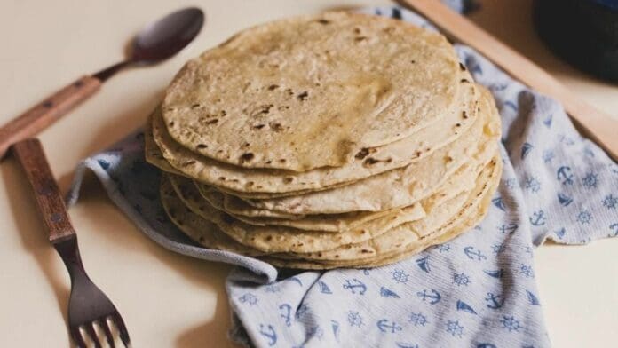 Por apagones, cortes de agua y competencia desleal ha aumentado hasta 40% el precio de la tortilla