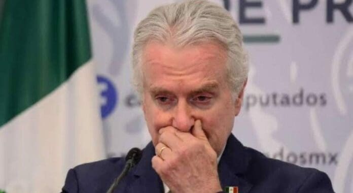 Según el diputado Santiago Creel, la ha pasado mal en nuestro país por ser rubio, de ojos claros y tener un apellido extranjero.