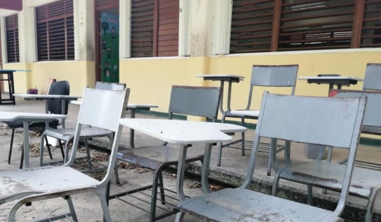 El titular del Ifeqroo pidió a los padres de familia que ayuden a vigilar las escuelas de sus hijos durante las vacaciones.