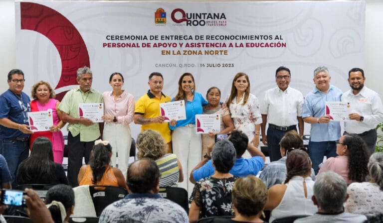 Mara Lezama valora y reconoce el trabajo del personal de apoyo a la educación