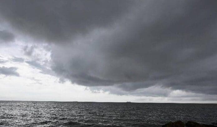 El centro de la tormenta tropical 