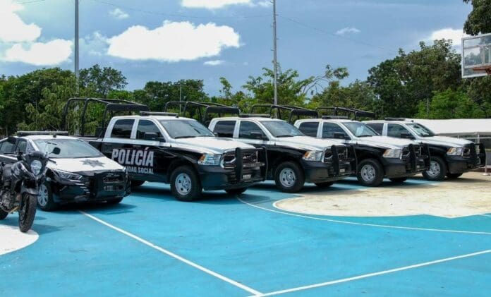 Tulum tiene 14 nuevas patrullas para reforzar la seguridad. Fueron entregadas por la gobernadora y el alcalde.