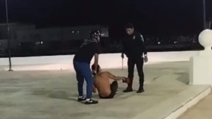 Denuncian presunto abuso policiaco en detención de supuesto asaltante en Cozumel