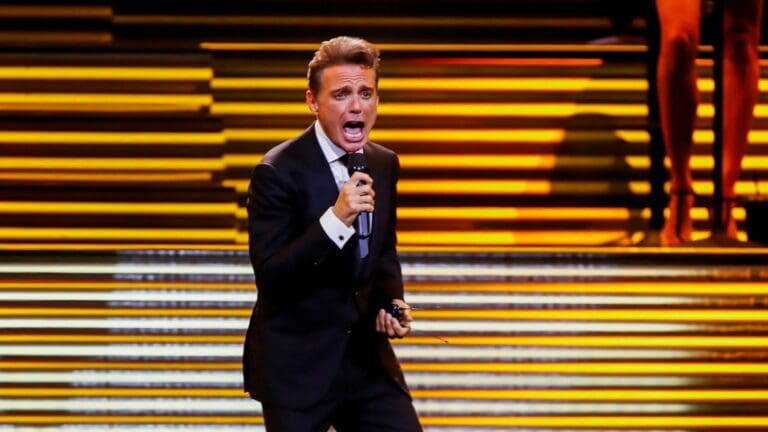 Luis Miguel fue hospitalizado en Chile antes de su concierto