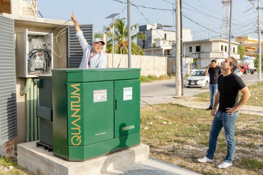 Inversión millonaria para Tulum supervisan Diego Castañón y Román Meyer importantes obras