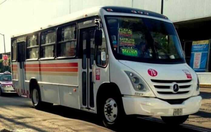 Pasajeros matan a presunto asaltante con su propia arma en Naucalpan